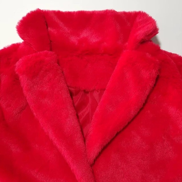 NWOT Women's Red Faux Fur Coat - Picture 2 of 9